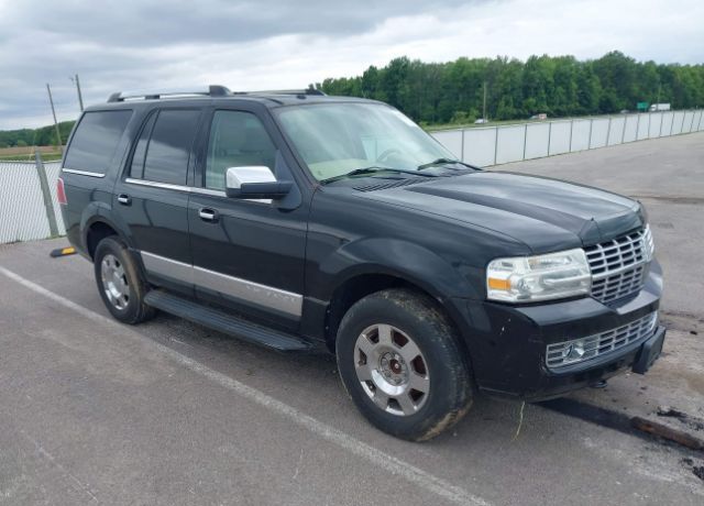 Lincoln Navigator