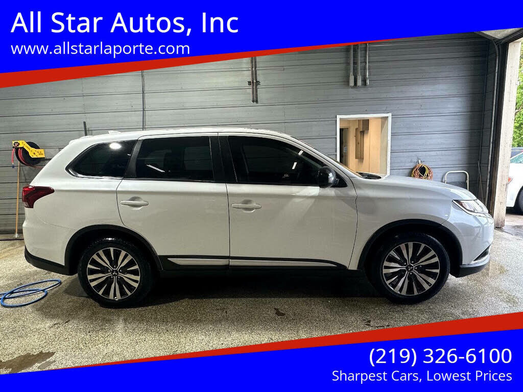 2020 MITSUBISHI Outlander