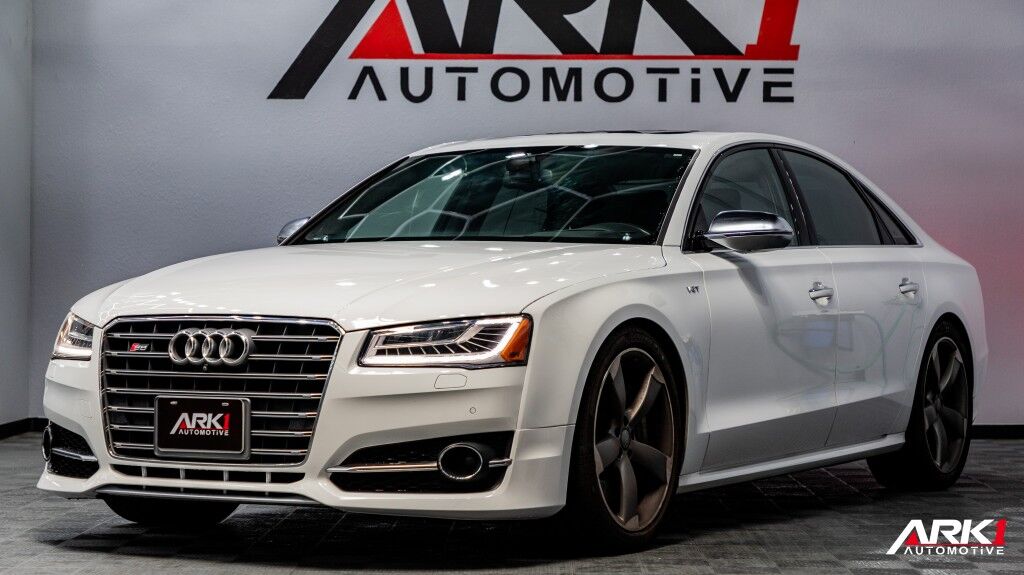 Audi S8
