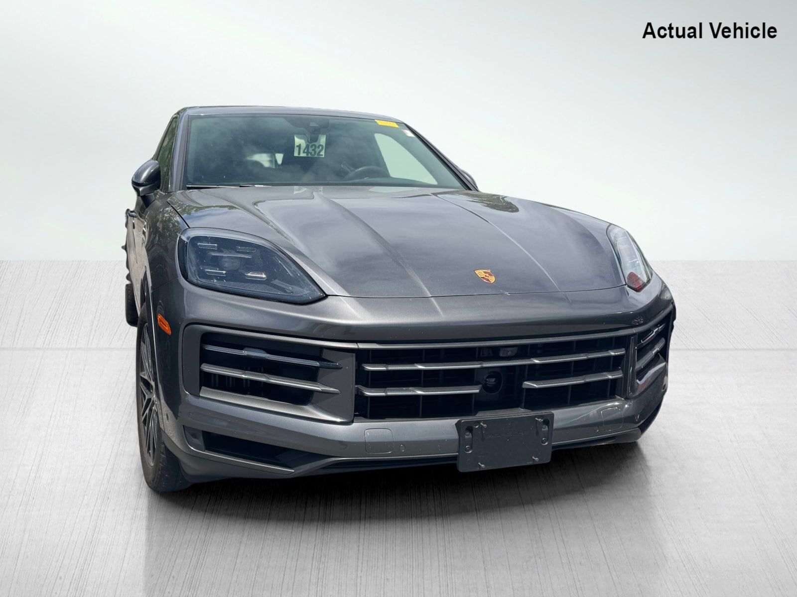 2024 PORSCHE Cayenne