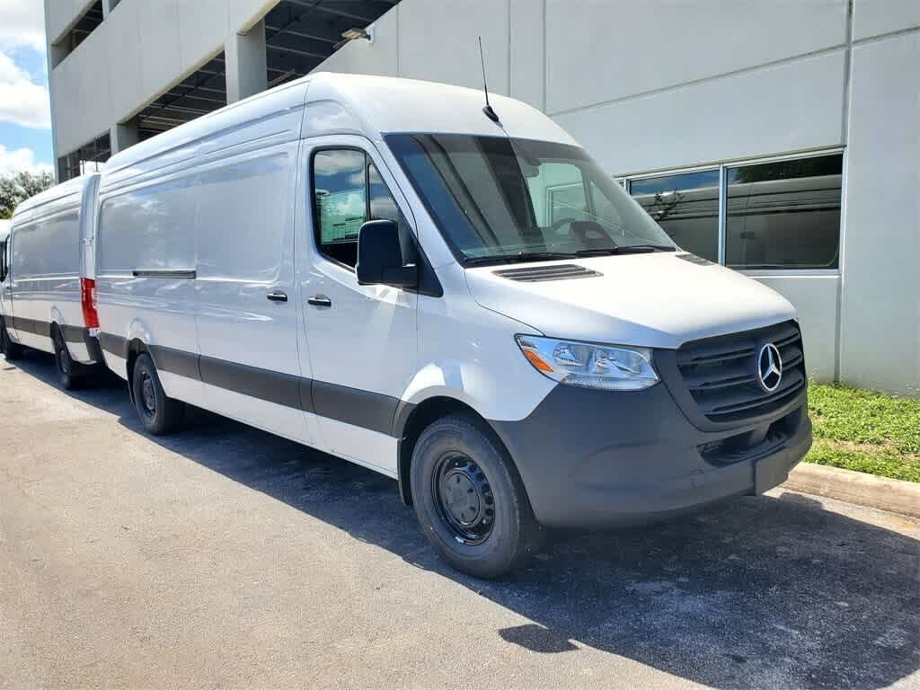 2025 Mercedes-Benz Sprinter