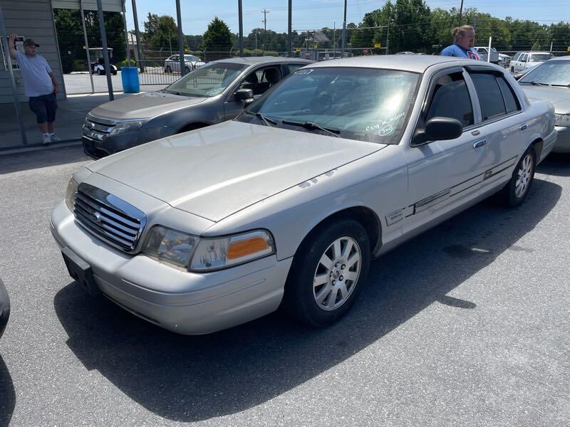Ford Crown Victoria