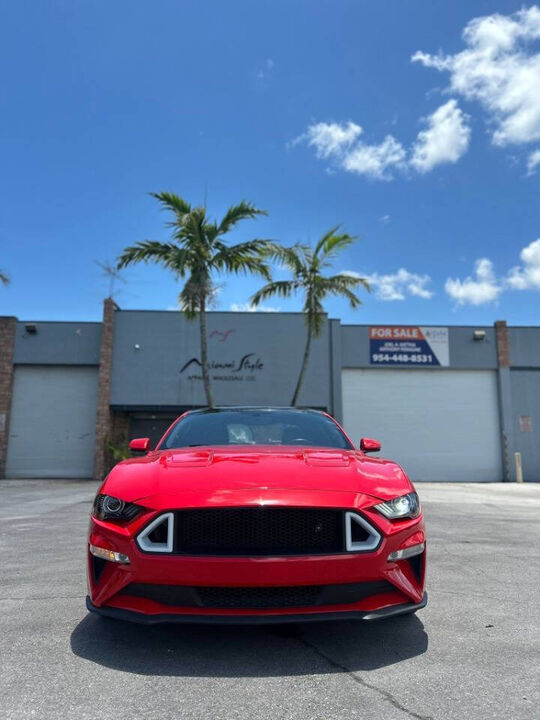 2019 FORD Mustang