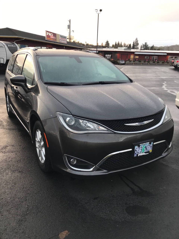 2020 CHRYSLER Pacifica