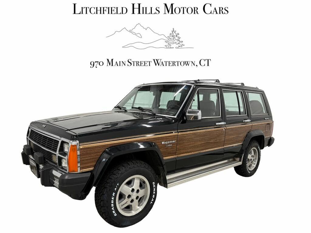 Jeep Wagoneer