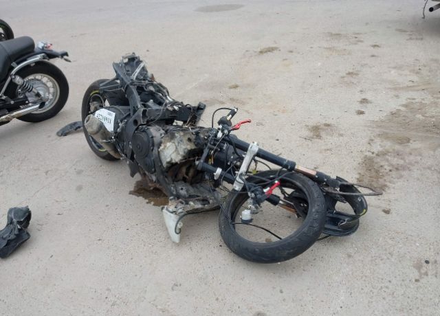 Suzuki GSX-R750