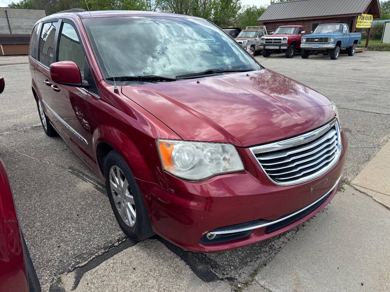 2014 CHRYSLER Town and Country