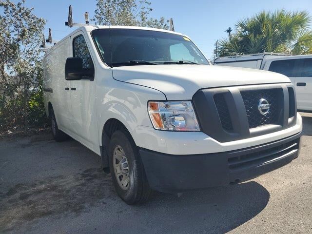 Nissan NV
