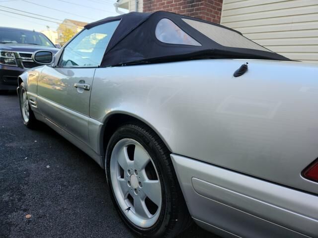 Mercedes-Benz SL-Class
