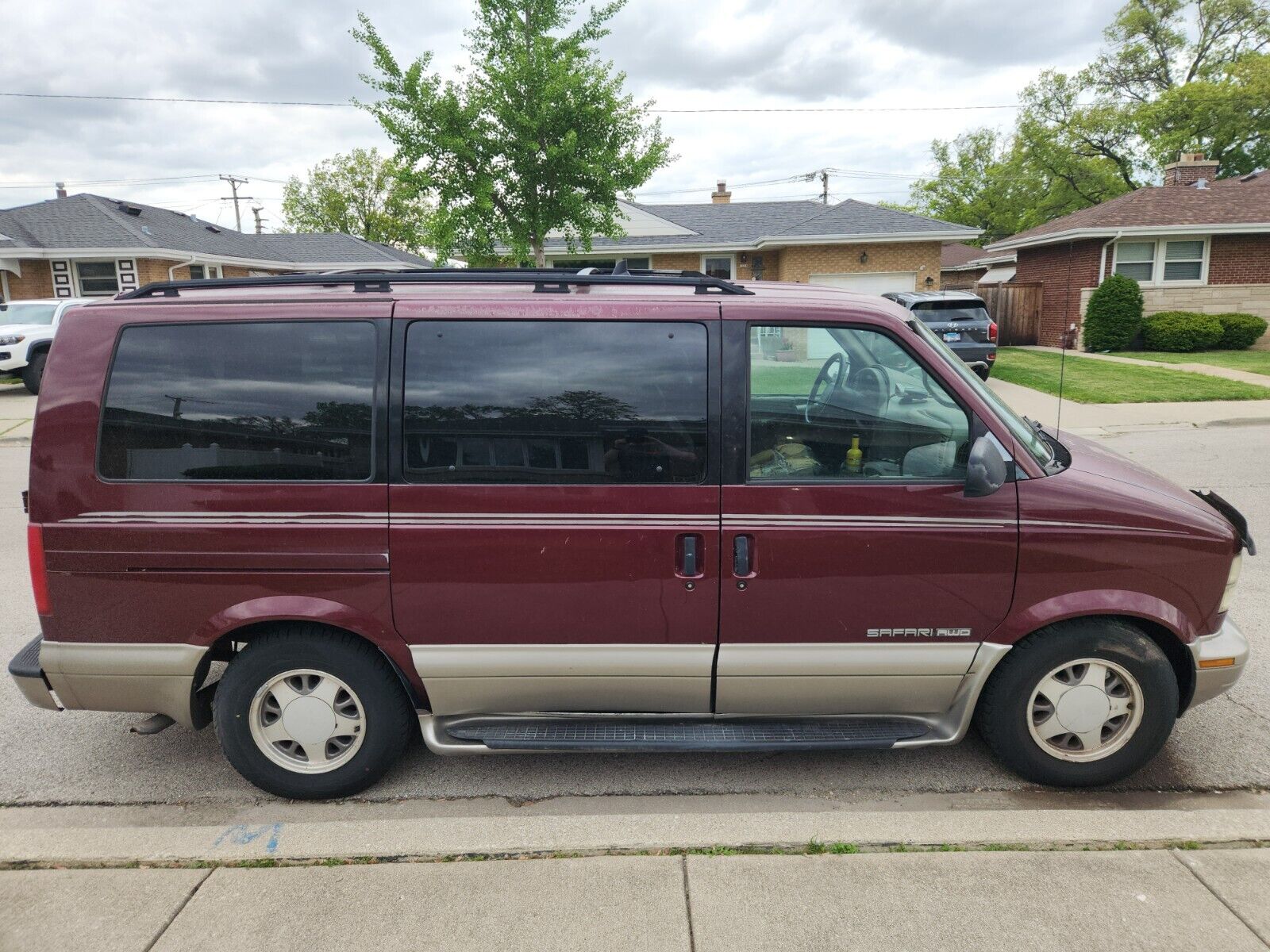 GMC Safari