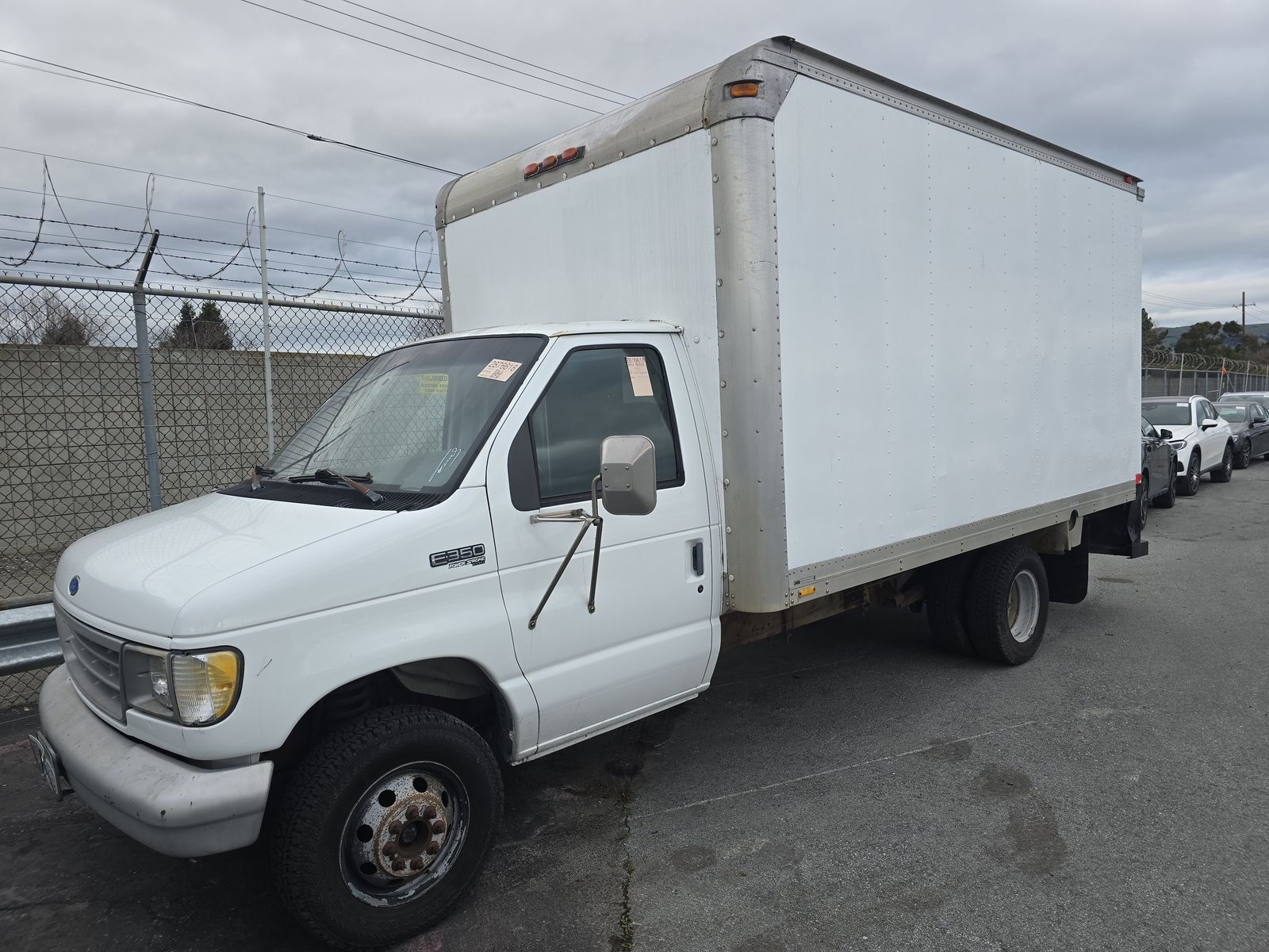 Ford E-350