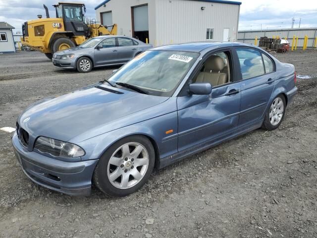 BMW 323i
