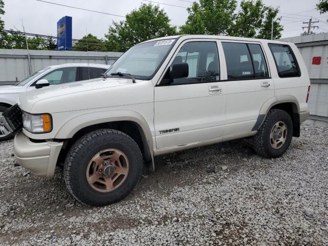 Isuzu Trooper