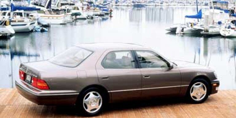 Lexus LS