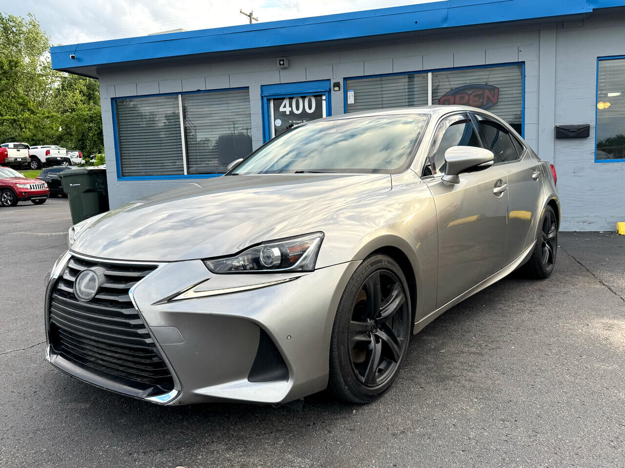 2017 LEXUS IS