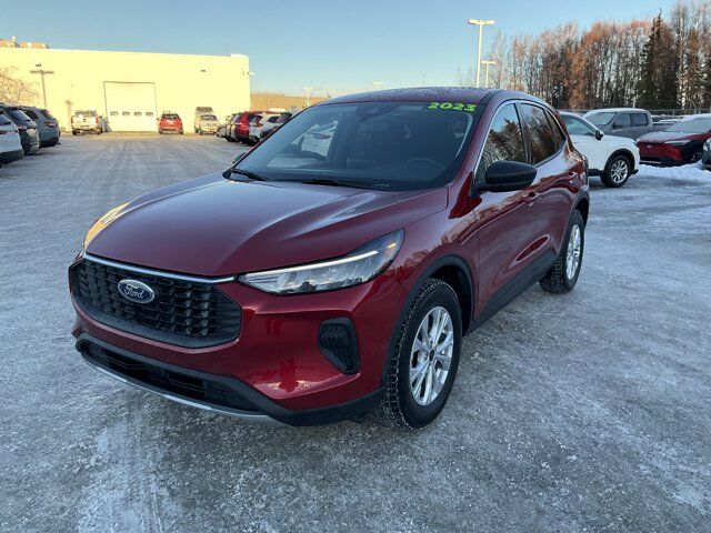 2023 FORD Escape