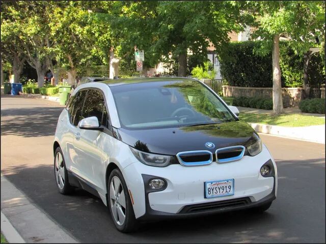 BMW i3