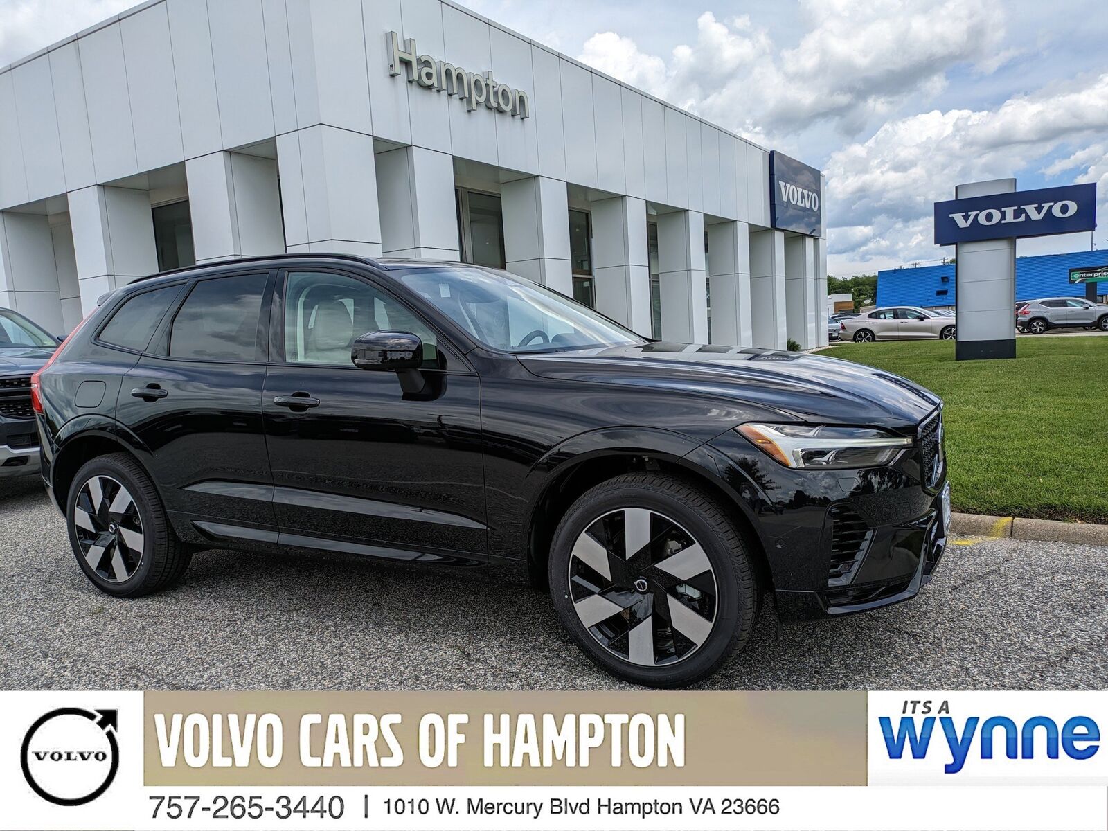 2025 VOLVO XC60