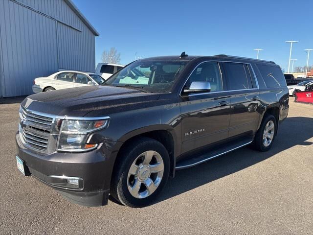2017 CHEVROLET Suburban
