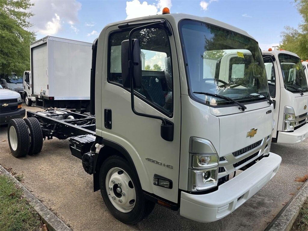 2025 CHEVROLET 3500 / 4500
