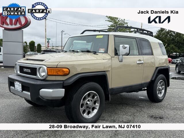 Toyota FJ Cruiser