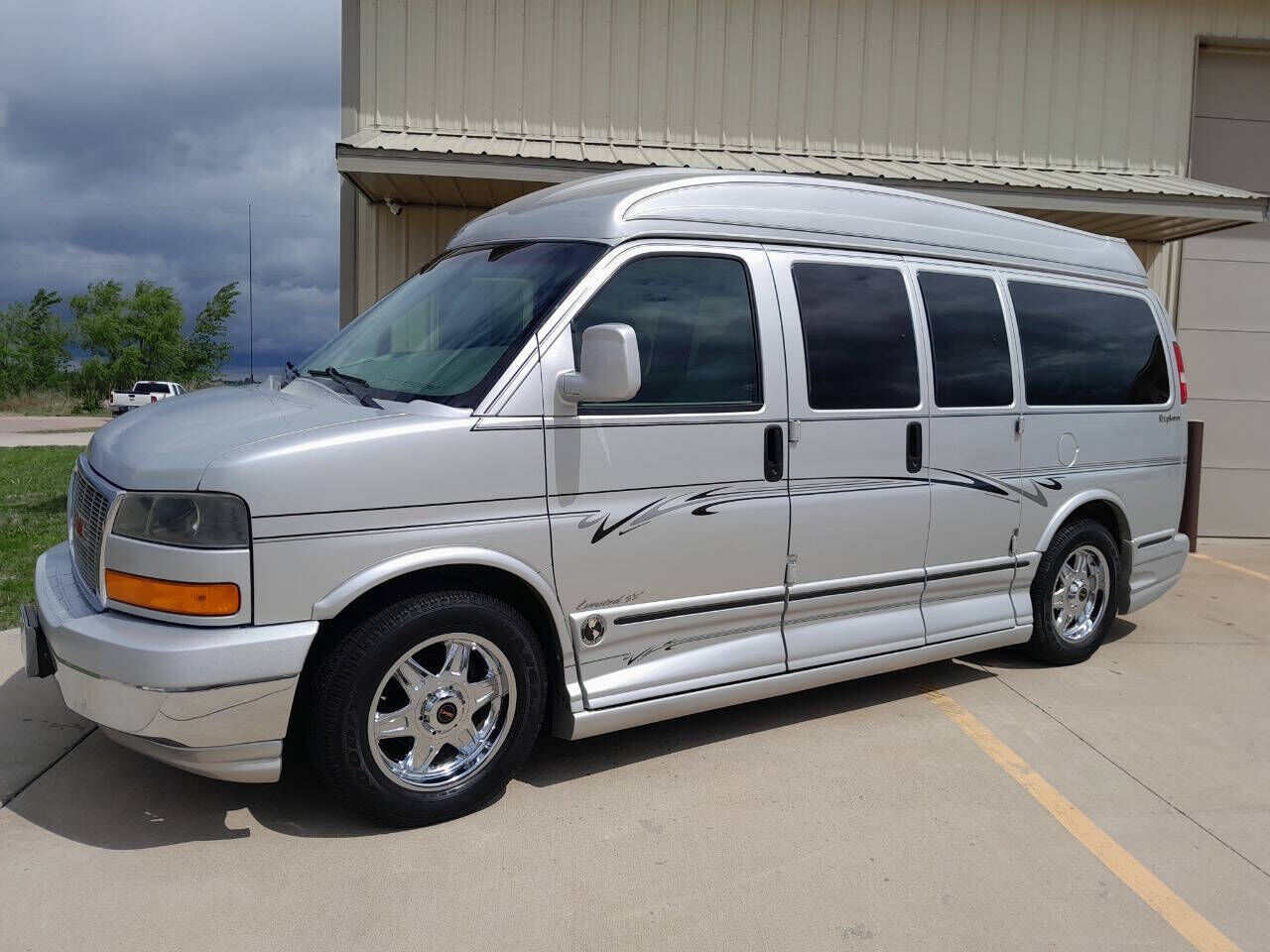 GMC Savana