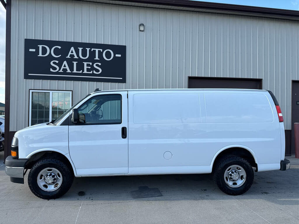 2021 CHEVROLET Express