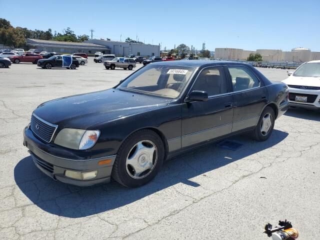 Lexus LS