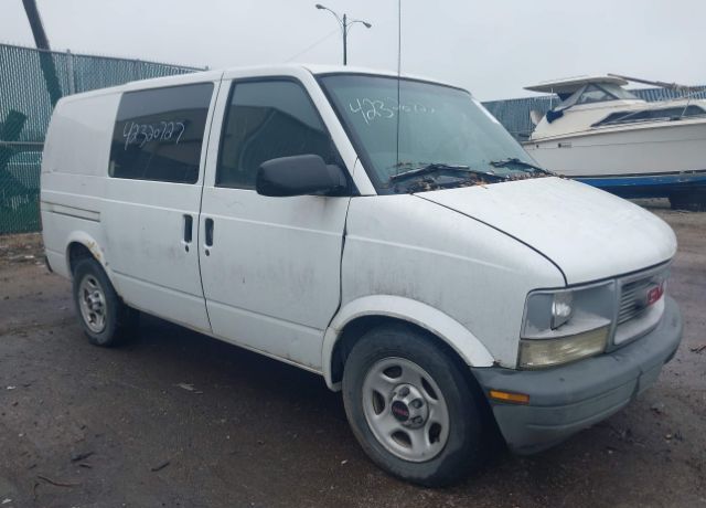 GMC Safari