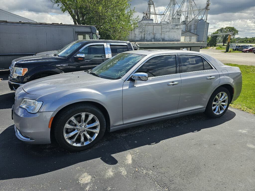 2016 CHRYSLER 300