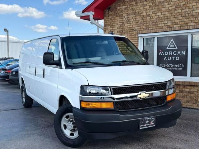 2020 CHEVROLET Express