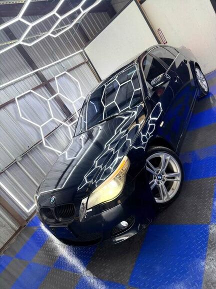 BMW 528i