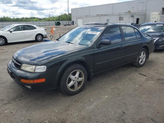 Nissan Maxima