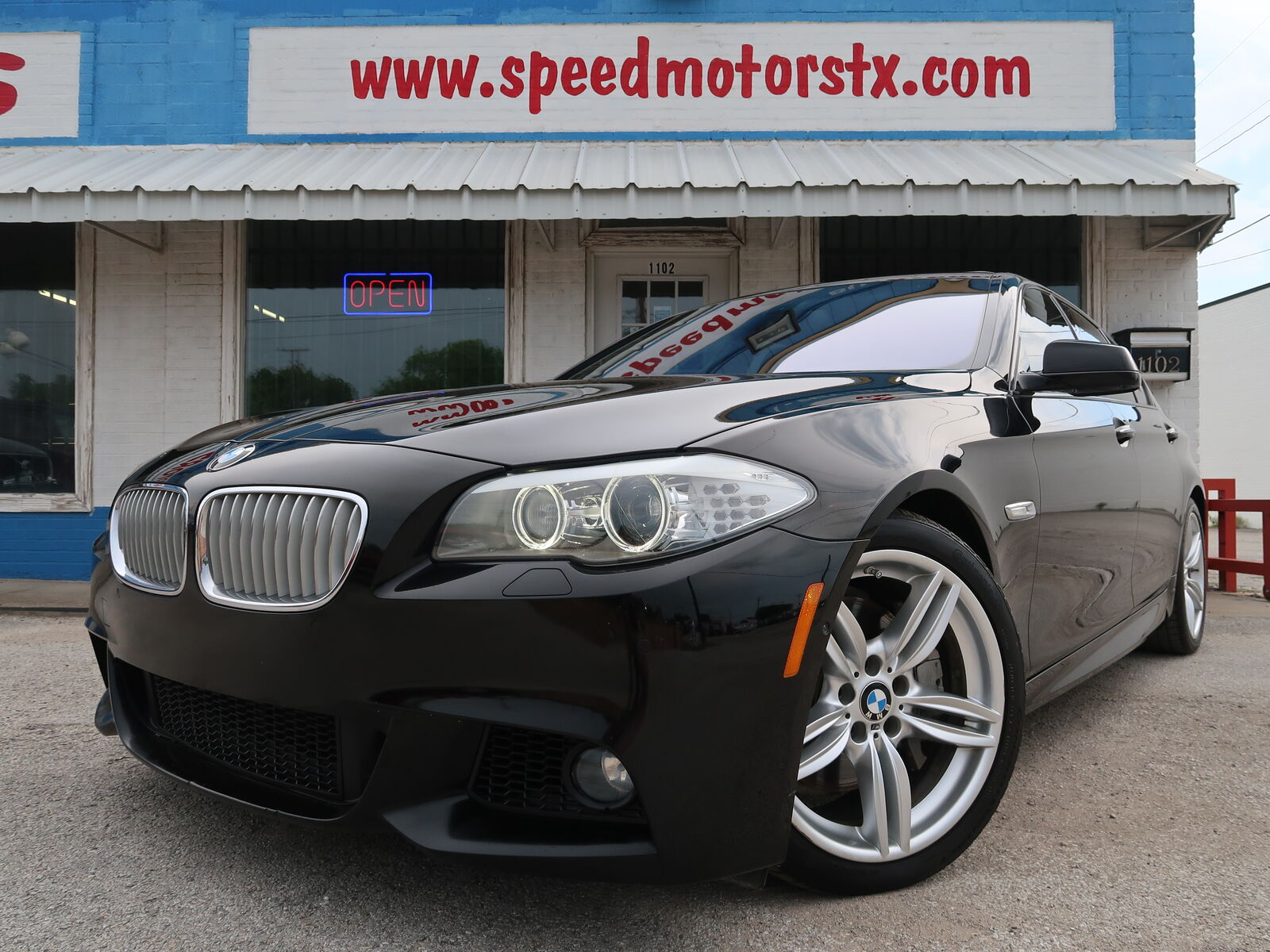 BMW 550i
