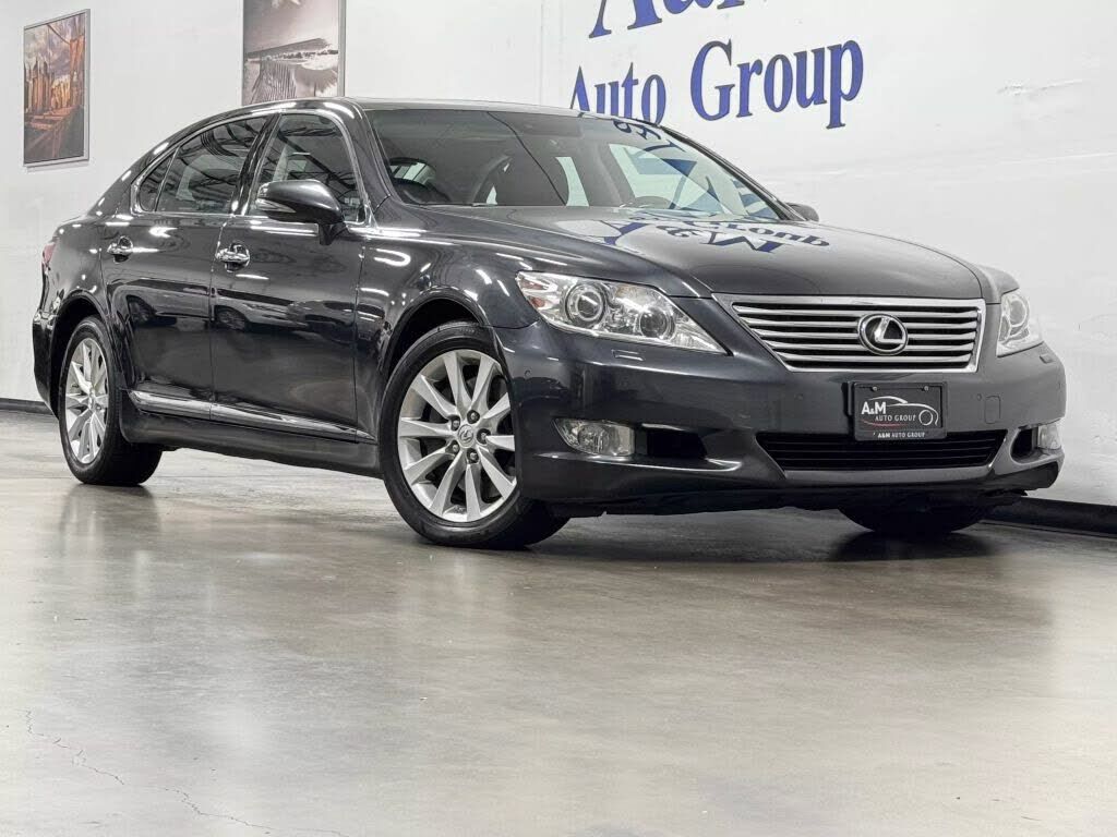 Lexus LS