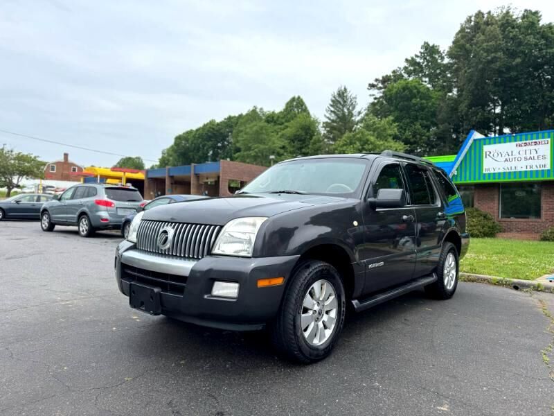 Mercury Mountaineer