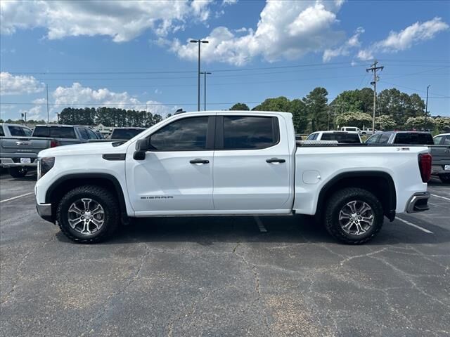 2024 GMC Sierra