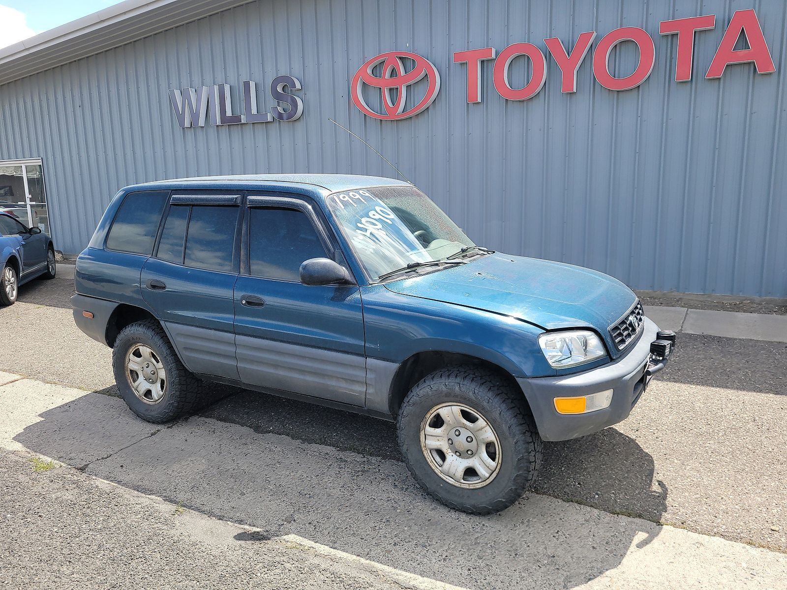 TOYOTA