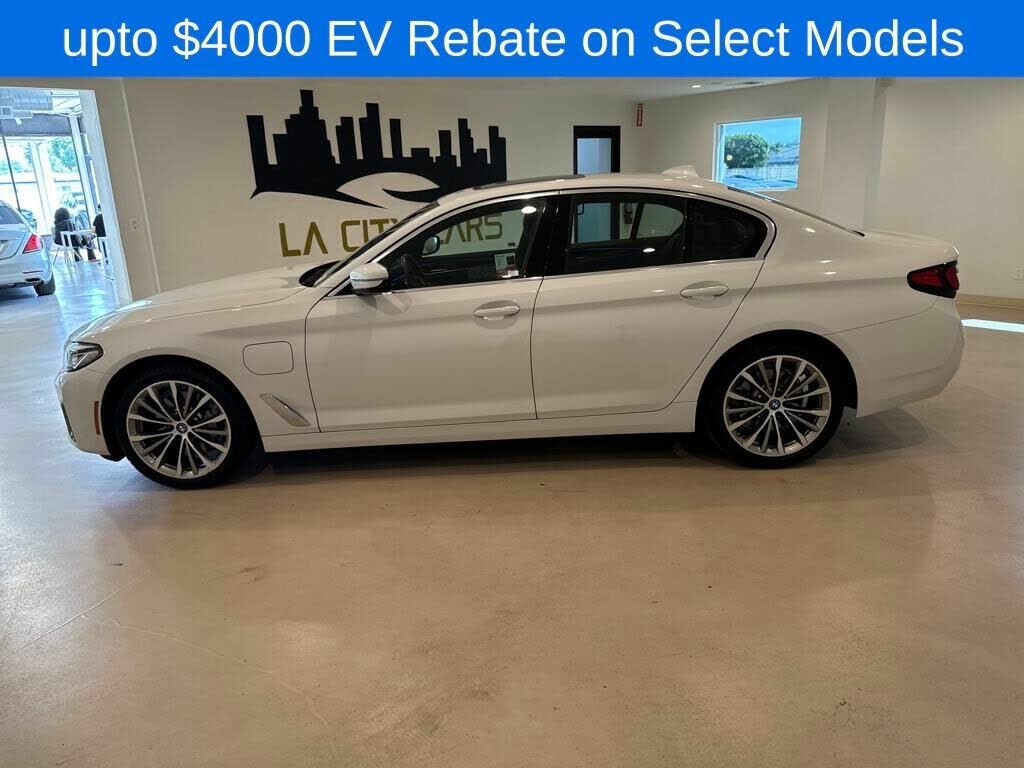 2022 BMW 530e
