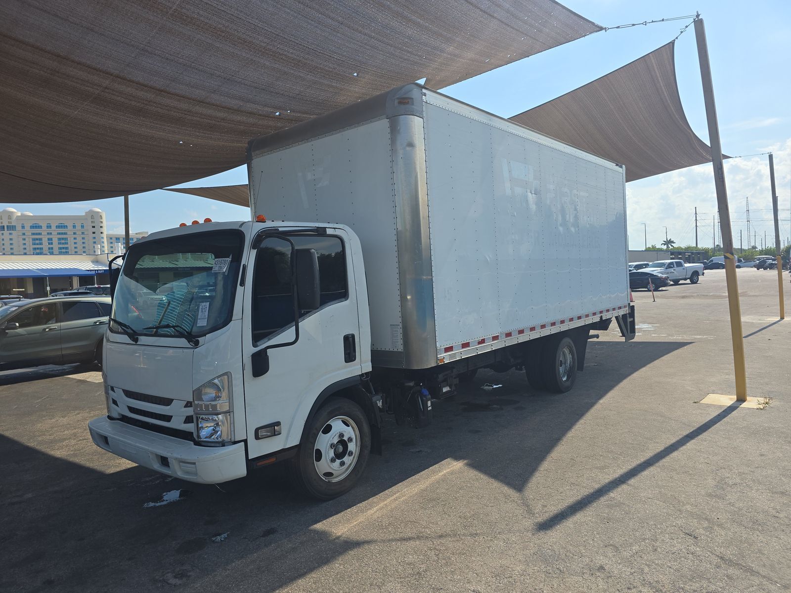 Isuzu NQR