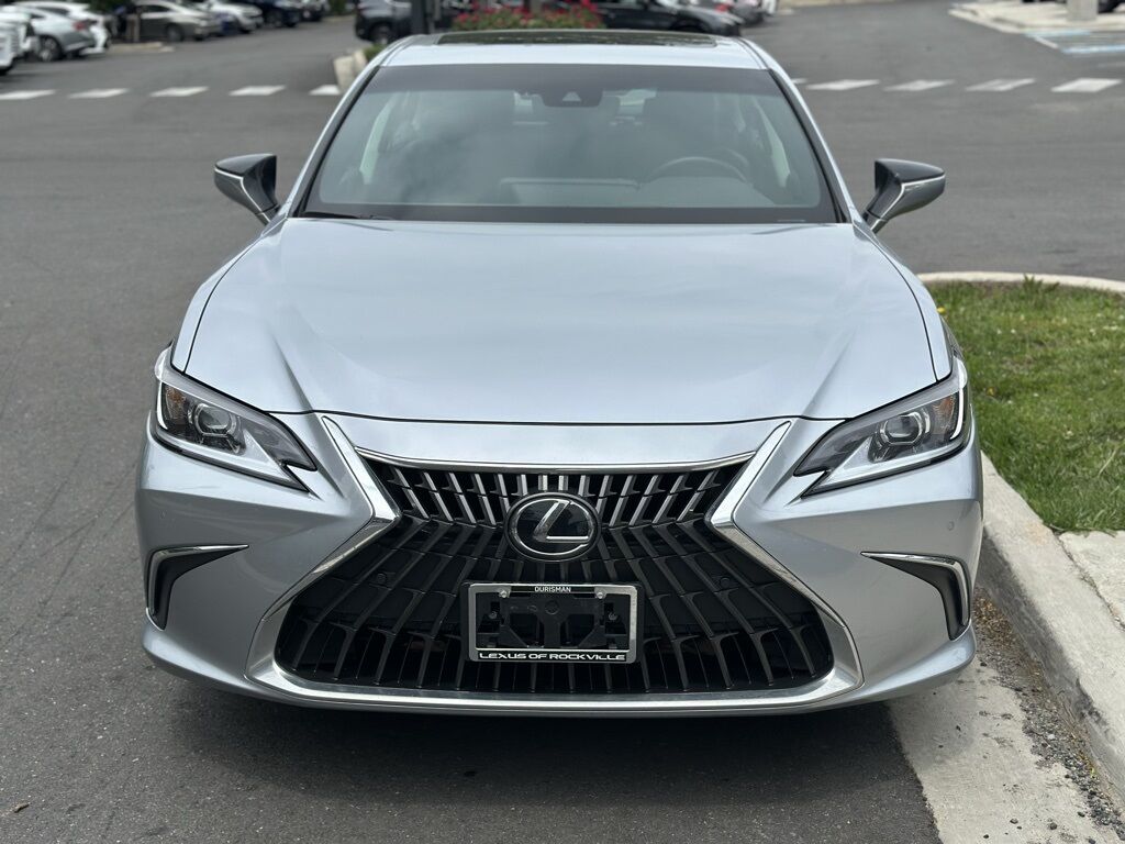 2024 Lexus ES