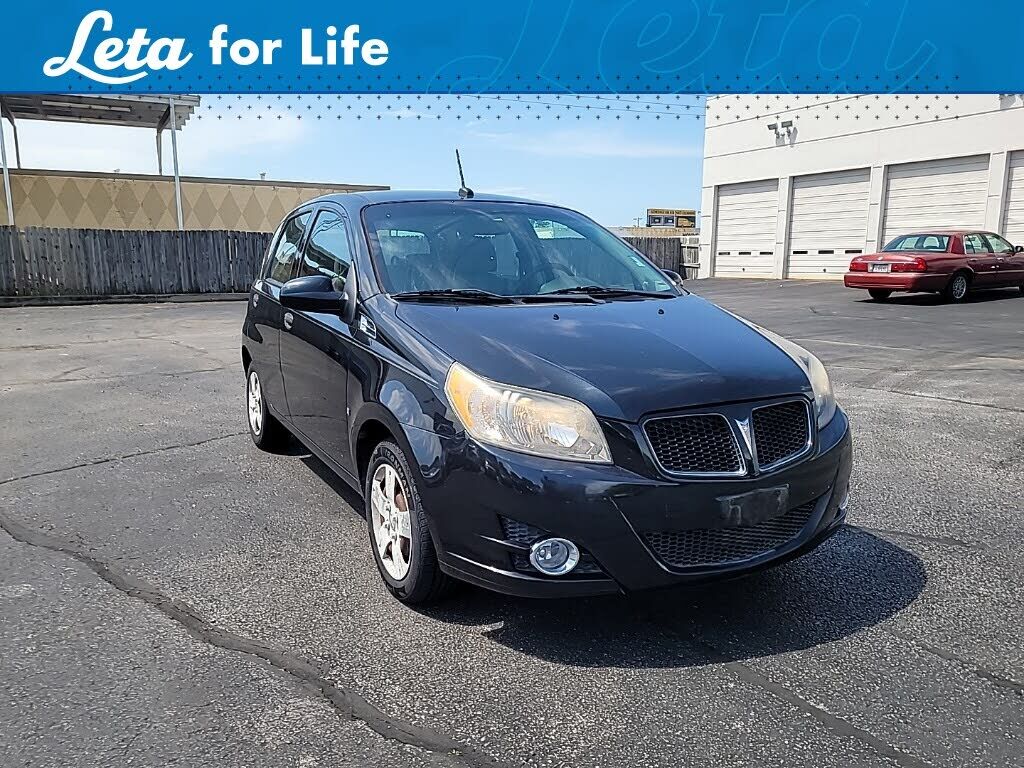 Pontiac G3