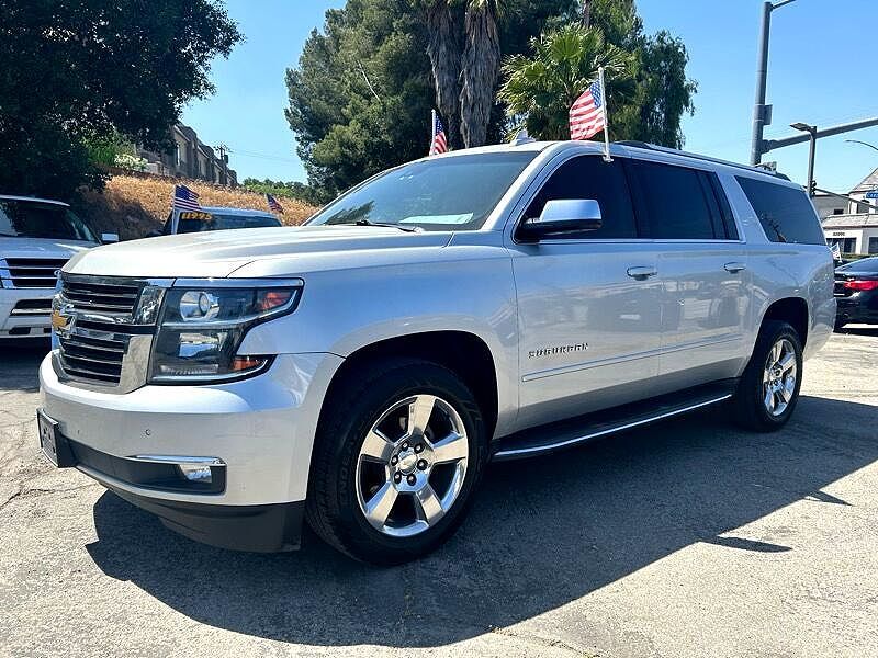2018 CHEVROLET Suburban