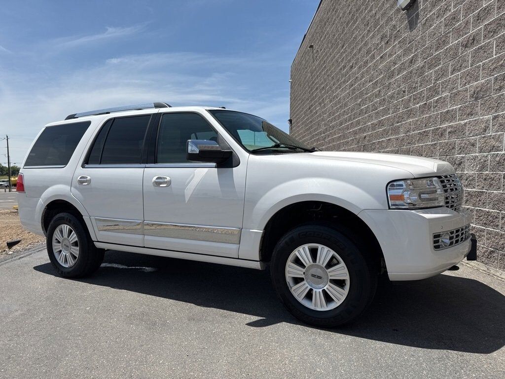 Lincoln Navigator