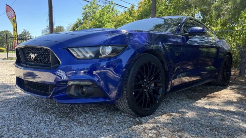 2015 FORD Mustang