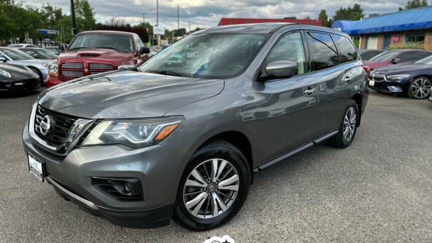 2020 NISSAN Pathfinder