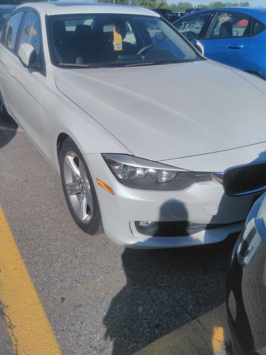 BMW 320i