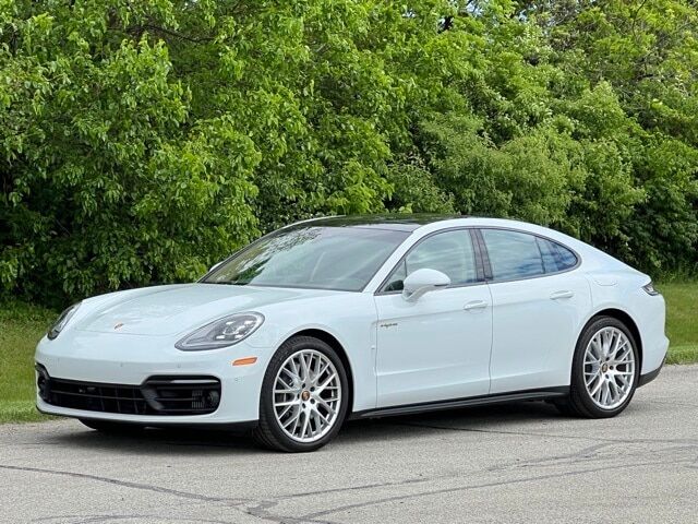 PORSCHE