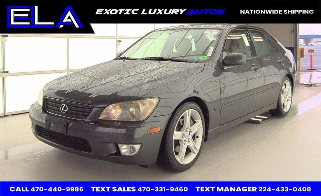 Lexus IS
