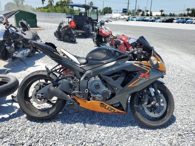 Suzuki GSX-R750
